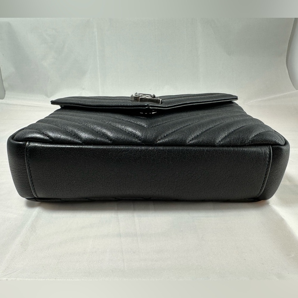 YSL College Medium Black in Quilted Leather Silver Hardware Used - Picture 2 of 16